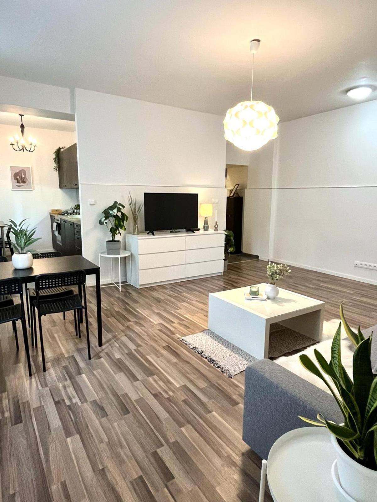 Apartment Adele - Old Town Bratislava Exterior photo